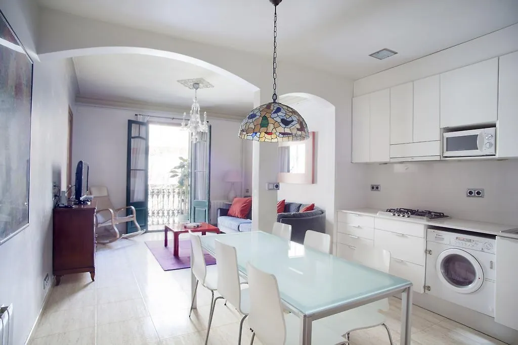 Aparteasy - Authentic Family Apartment-1